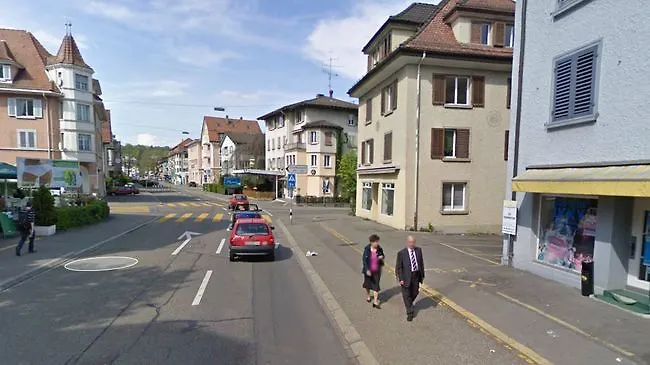 Swiss Star Tower - Self Check-In Apartment Zurich