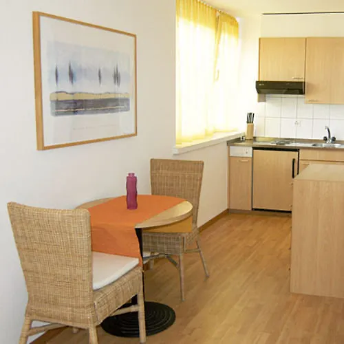 Swiss Star Tower - Self Check-In Apartment Zurich